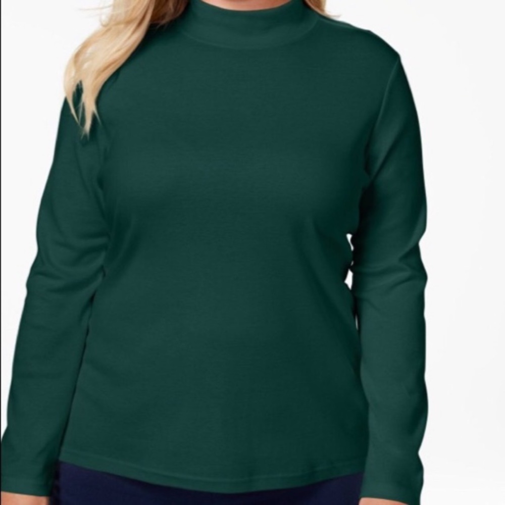 ✨NWT Green Mock Neck Top (XL)